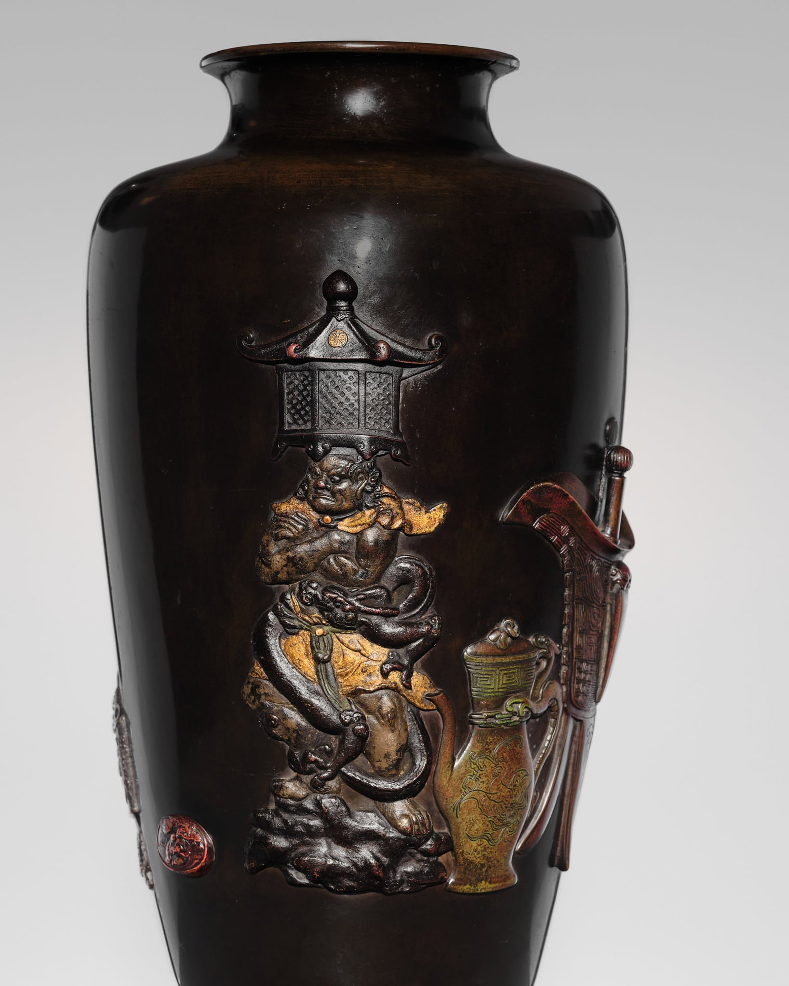 HOTAKUSAI: A LARGE PATINATED BRONZE 'CHINESE SCHOLAR'S ITEMS' VASE (1 of 19)