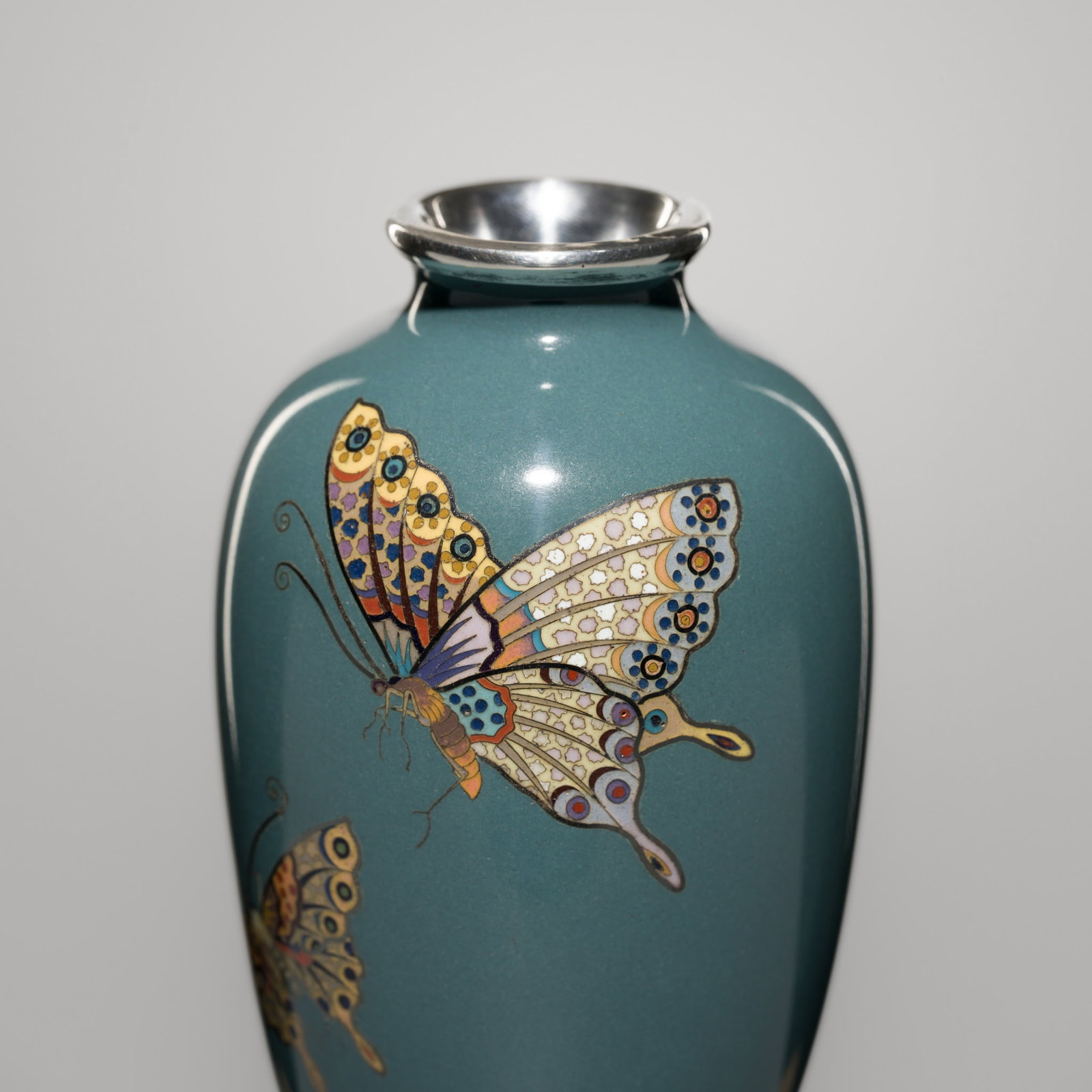 SHIBATA: A VERY FINE CLOISONNE ENAMEL 'BUTTERFLIES' VASE: SHIBATA: A VERY FINE CLOISONNE ENAMEL 'BUTTERFLIES' VASE By the Shibata workshop of Kyoto, signed Kyoto Shibata Japan, Meiji period (1868-1912) Of baluster form, supported on a spreading foot and risi