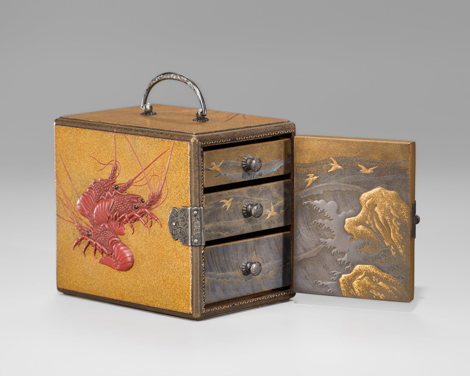 A SUPERB SMALL GOLD-LACQUER 'ISE-EBI' KODANSU (INCENSE CABINET): A SUPERB SMALL GOLD-LACQUER 'ISE-EBI' KODANSU (INCENSE CABINET) Japan, late 19th century, Meiji period (1868-1912) Rectangular in form with recessed edges, the cabinet features a superb nashiji ground