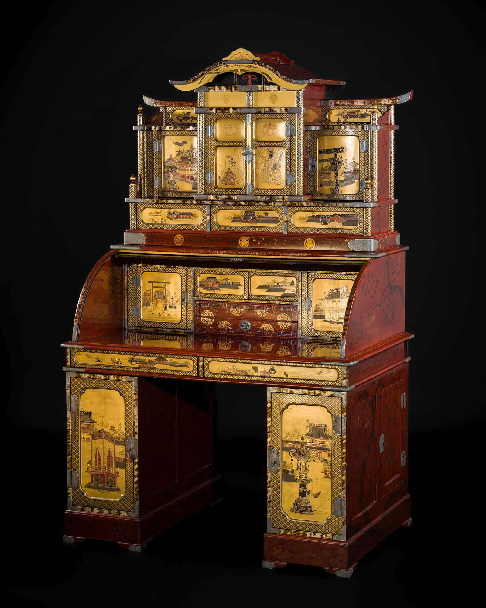 AN IMPRESSIVE AND LARGE POLYCHROME LACQUER 'NIKKO TOSHO-GU' BUREAU CYLINDER DESK (1 of 20)