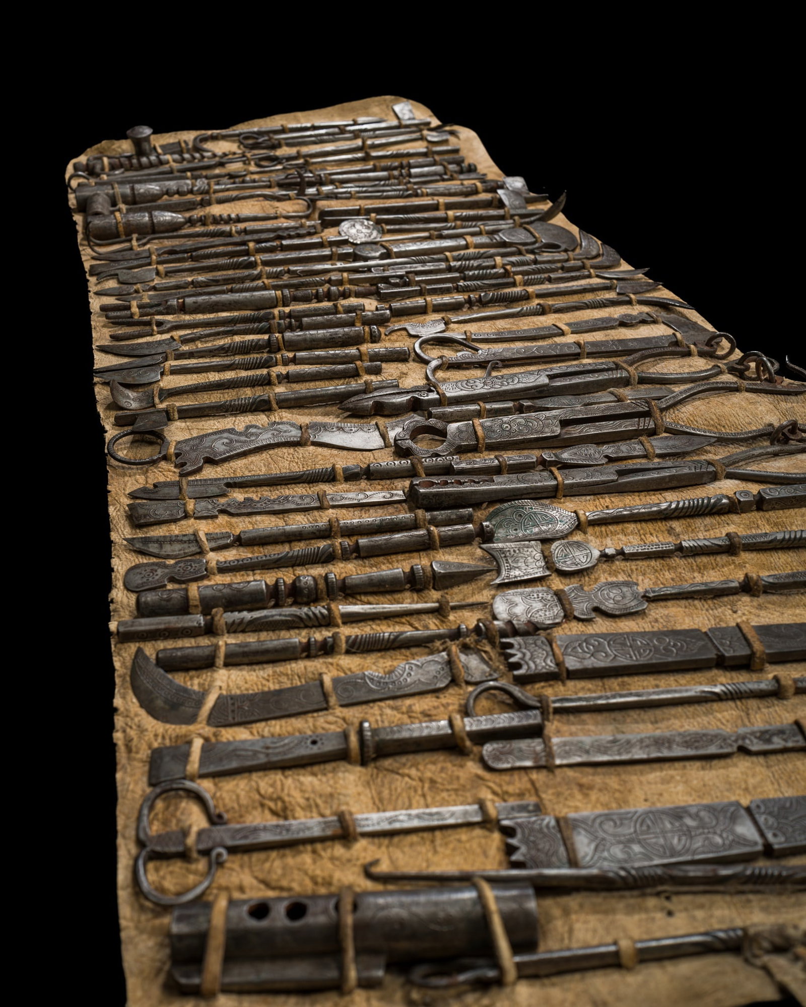 A COMPLETE AND RARE SET OF 71 IRON SURGICAL INSTRUMENTS, TIBET, 19TH CENTURY (1 of 16)
