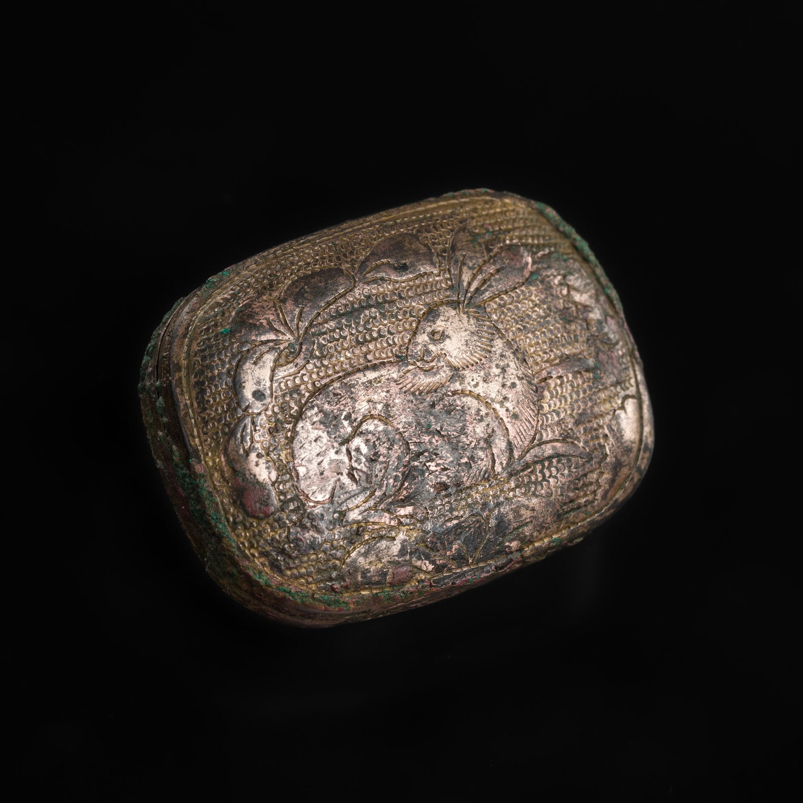A GILT-BRONZE 'HARE' MINIATURE BOX AND COVER, TANG DYNASTY (1 of 12)
