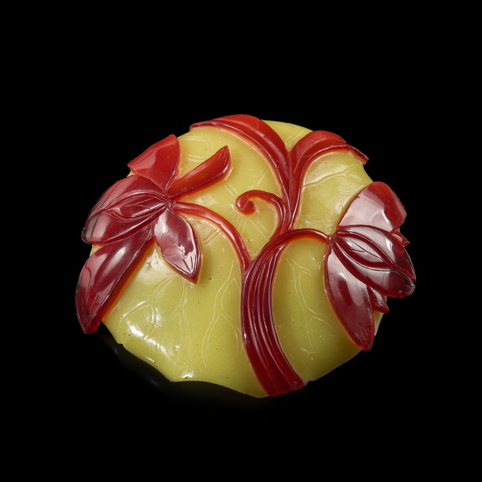 A CARVED LEMON-YELLOW OVERLAY RUBY-RED GLASS 'LOTUS' BRUSH WASHER, QIANLONG PERIOD (1 of 12)