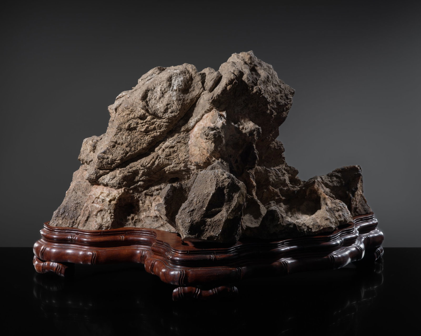 A LARGE WEN STONE SCHOLAR'S ROCK, LATE QING DYNASTY (1 of 10)