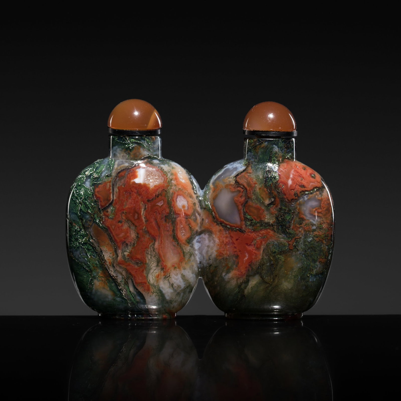 A RARE DENDRITIC MOSS AGATE DOUBLE SNUFF BOTTLE, 1780-1880 (1 of 13)