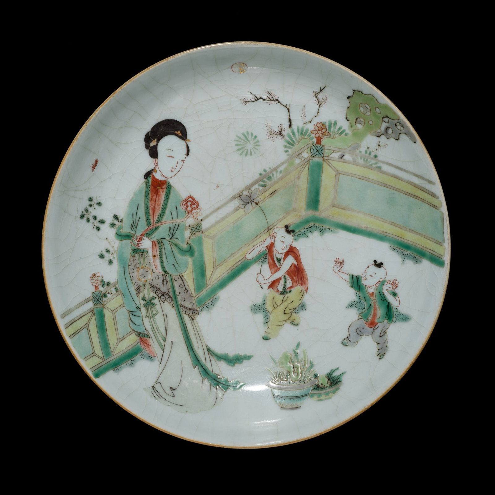 A FAMILLE VERTE 'LADY AND BOY' PORCELAIN DISH, LATE QING DYNASTY (1 of 7)