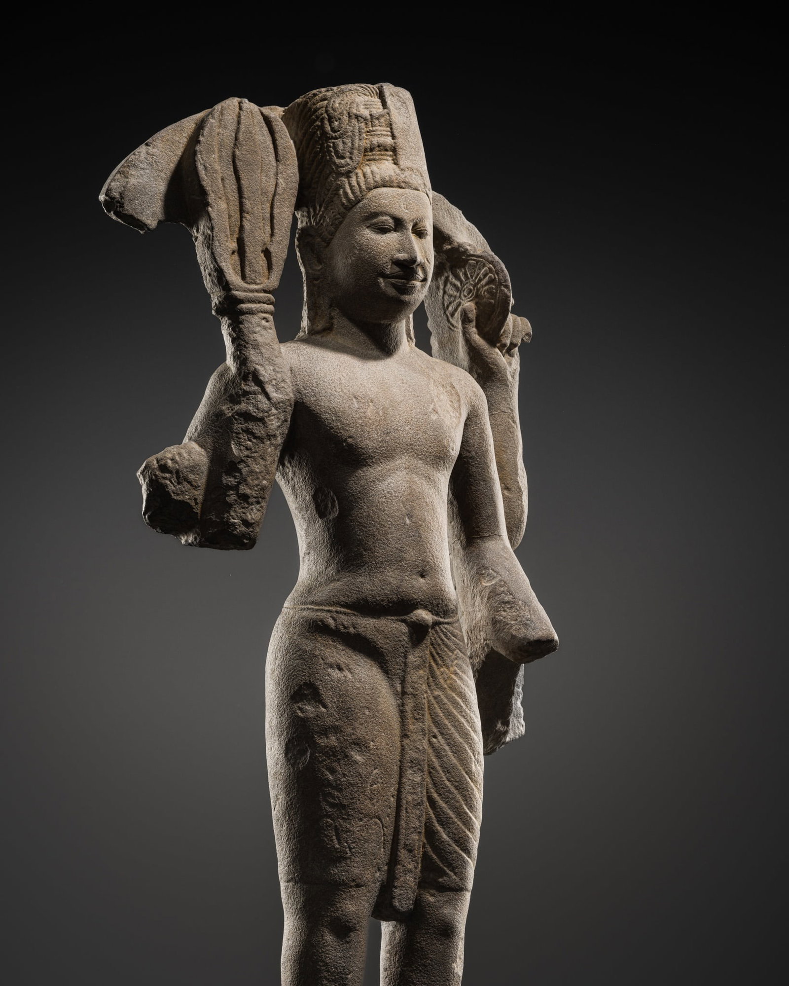 A FINE SANDSTONE FIGURE OF HARIHARA, PRE-ANGKORIAN PERIOD, PHNOM DA STYLE (1 of 11)