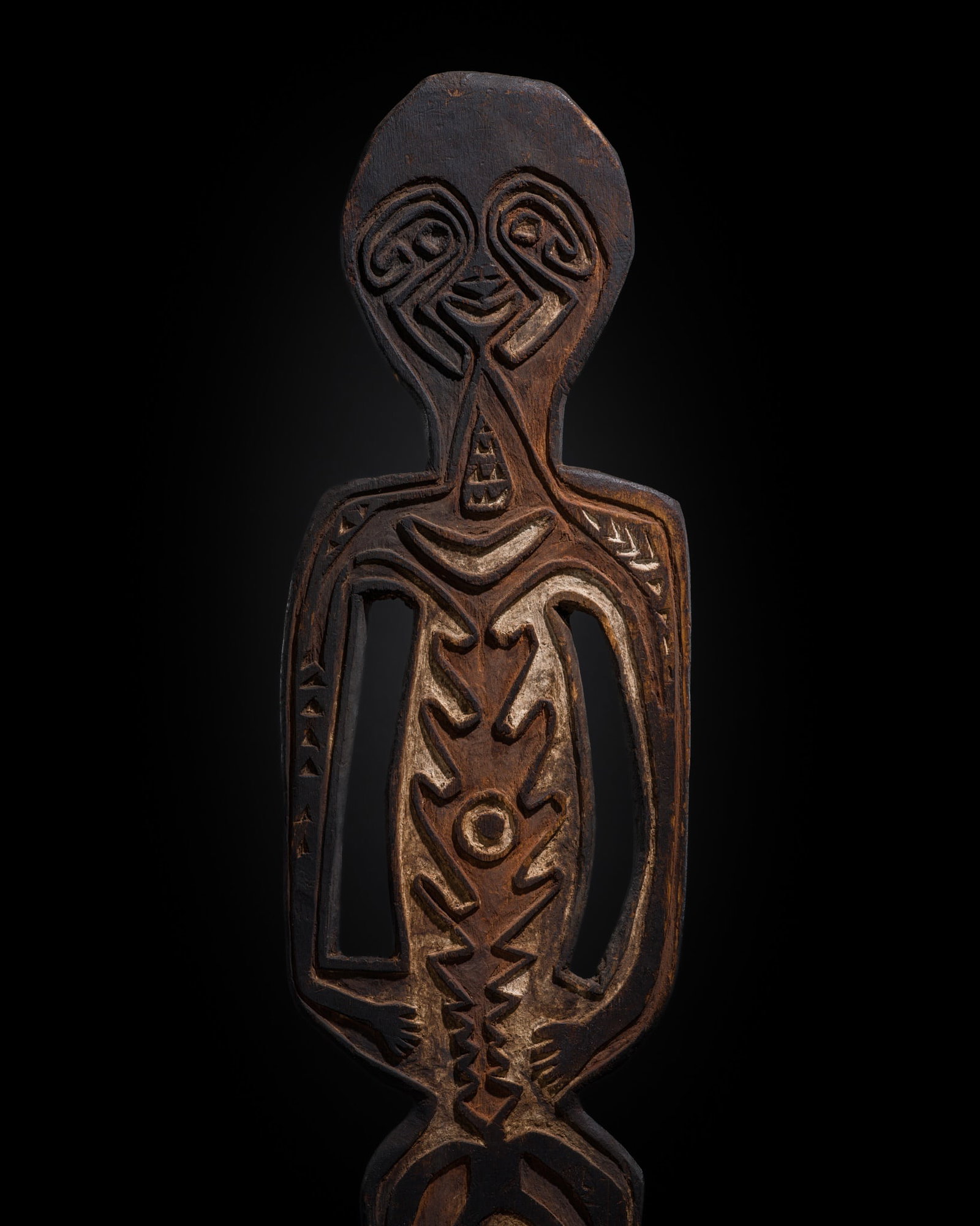 A LARGE POLYCHROME WOOD BIOMA FIGURE, FIRST HALF OF 20TH CENTURY: A LARGE POLYCHROME WOOD BIOMA FIGURE, FIRST HALF OF 20TH CENTURY External Expert Authentication: This lot was authenticated by Prof. Erwin Melchardt, who confirms the attribution and dating above. A c