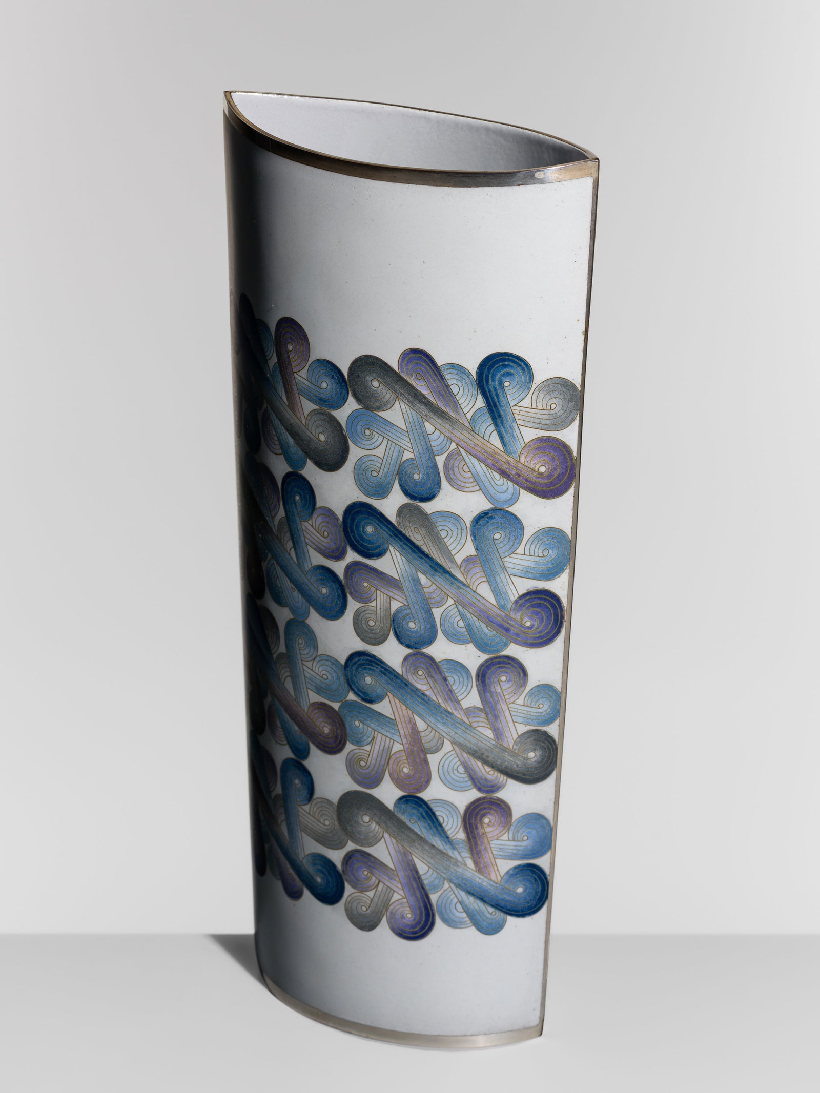 SHIBATA AKIRA: A FINE CLOISONNÉ FLOWER VASE (1 of 15)