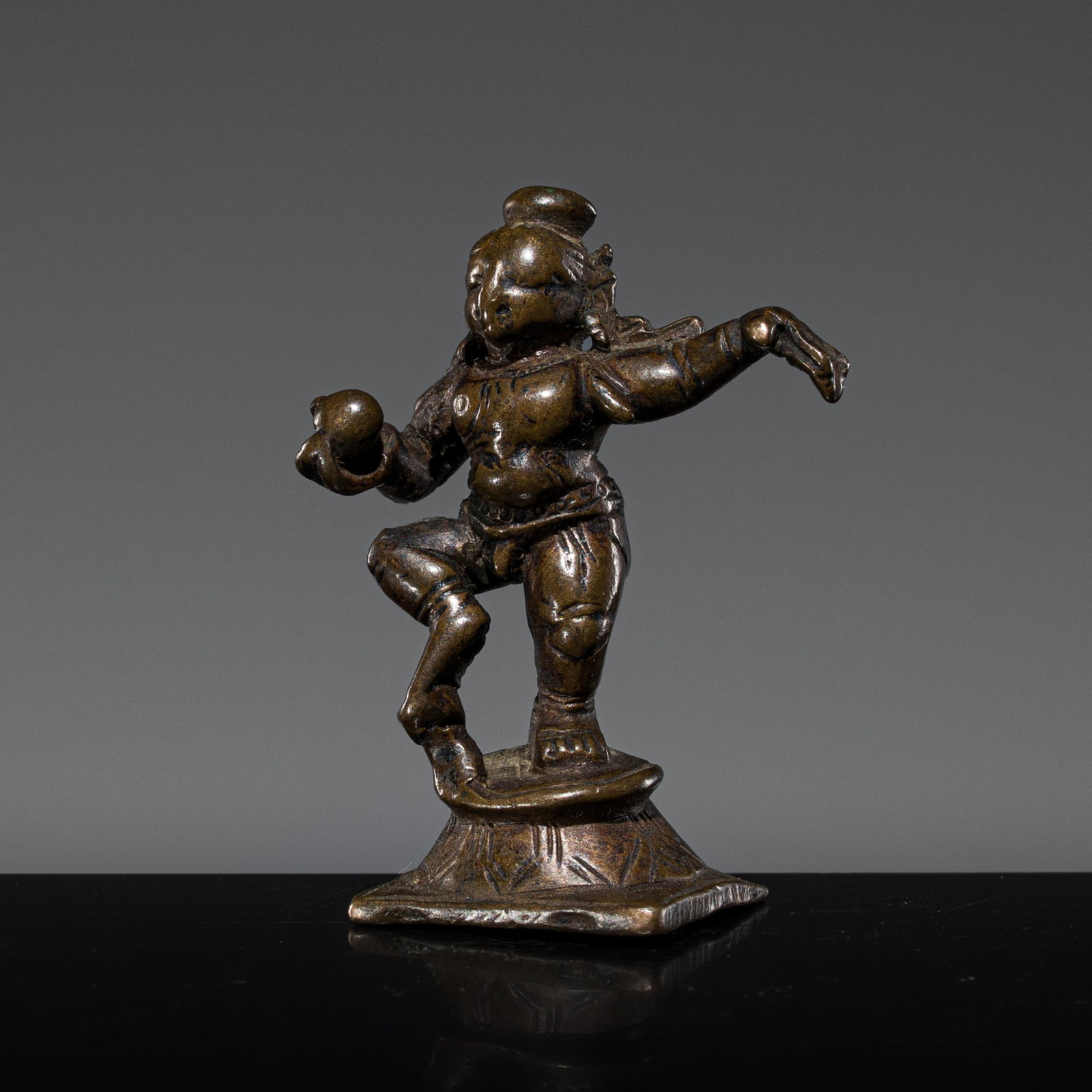 A SMALL BRONZE FIGURE OF DANCING KRISHNA, 17TH-18TH CENTURY (1 of 11)