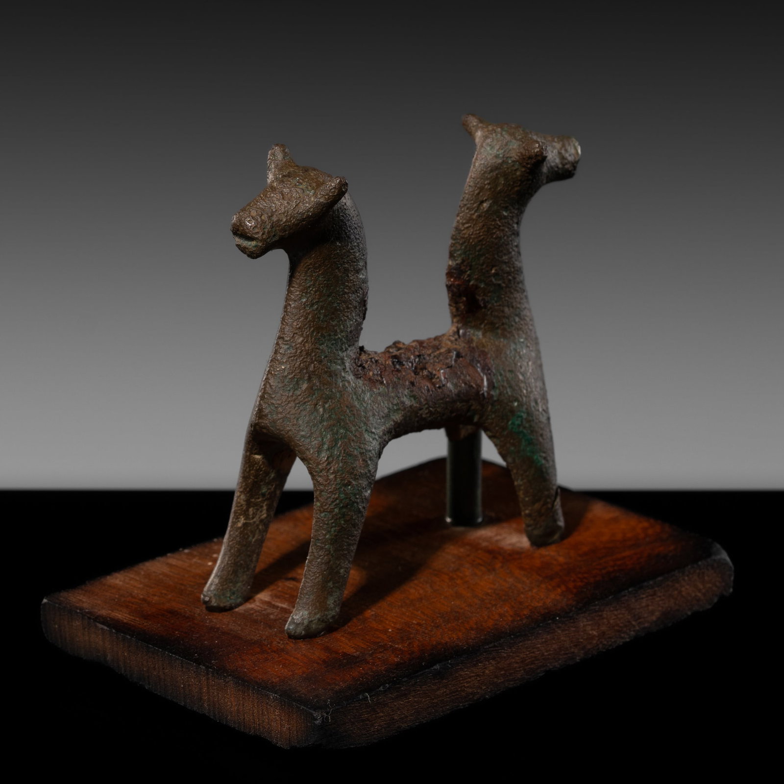 AN ANCIENT BRONZE FIGURE OF A DOUBLE-HEADED HORSE, LURISTAN CULTURE (1 of 12)