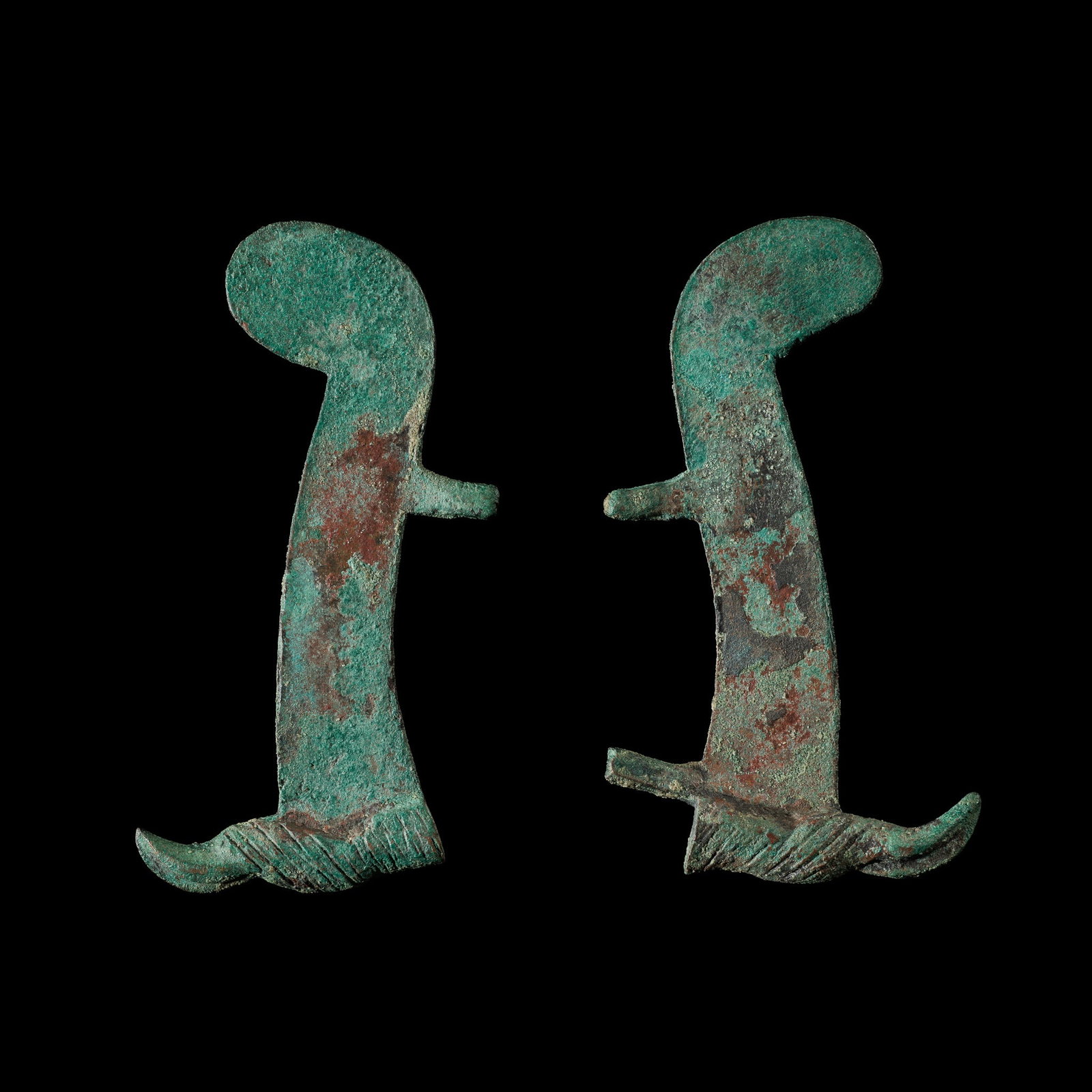 A PAIR OF EGYPTIAN BRONZE OSTRICH PLUMES, LATE PERIOD (1 of 13)
