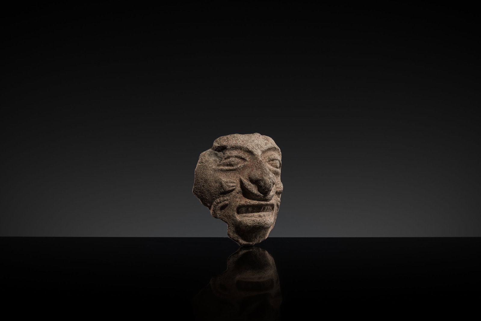 A MAYAN TERRACOTTA HEAD OF A DEITY, LATE CLASSIC, CIRCA 8TH CENTURY - 3