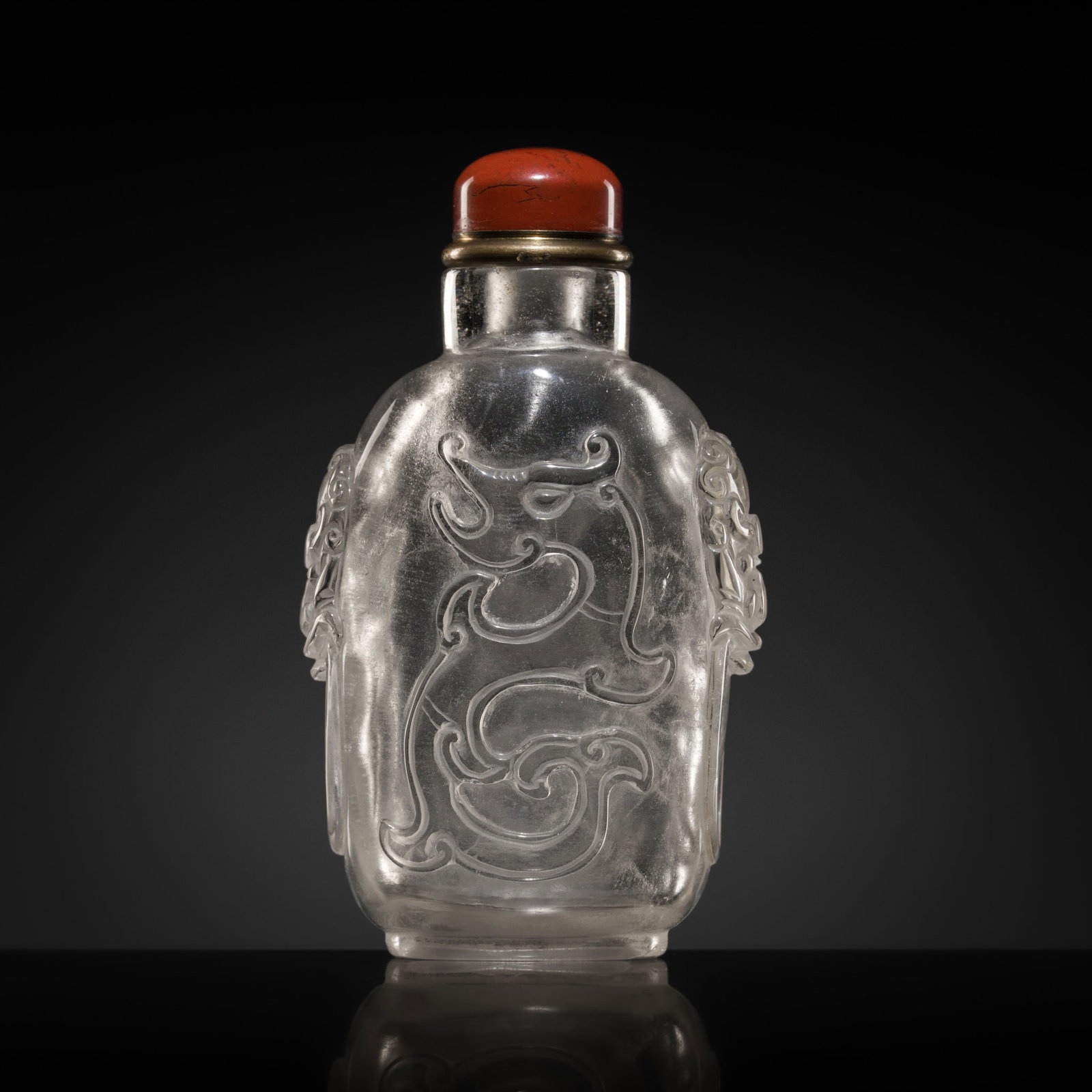 A LARGE ROCK CRYSTAL 'KUI-DRAGON' SNUFF BOTTLE, 18TH CENTURY (1 of 14)