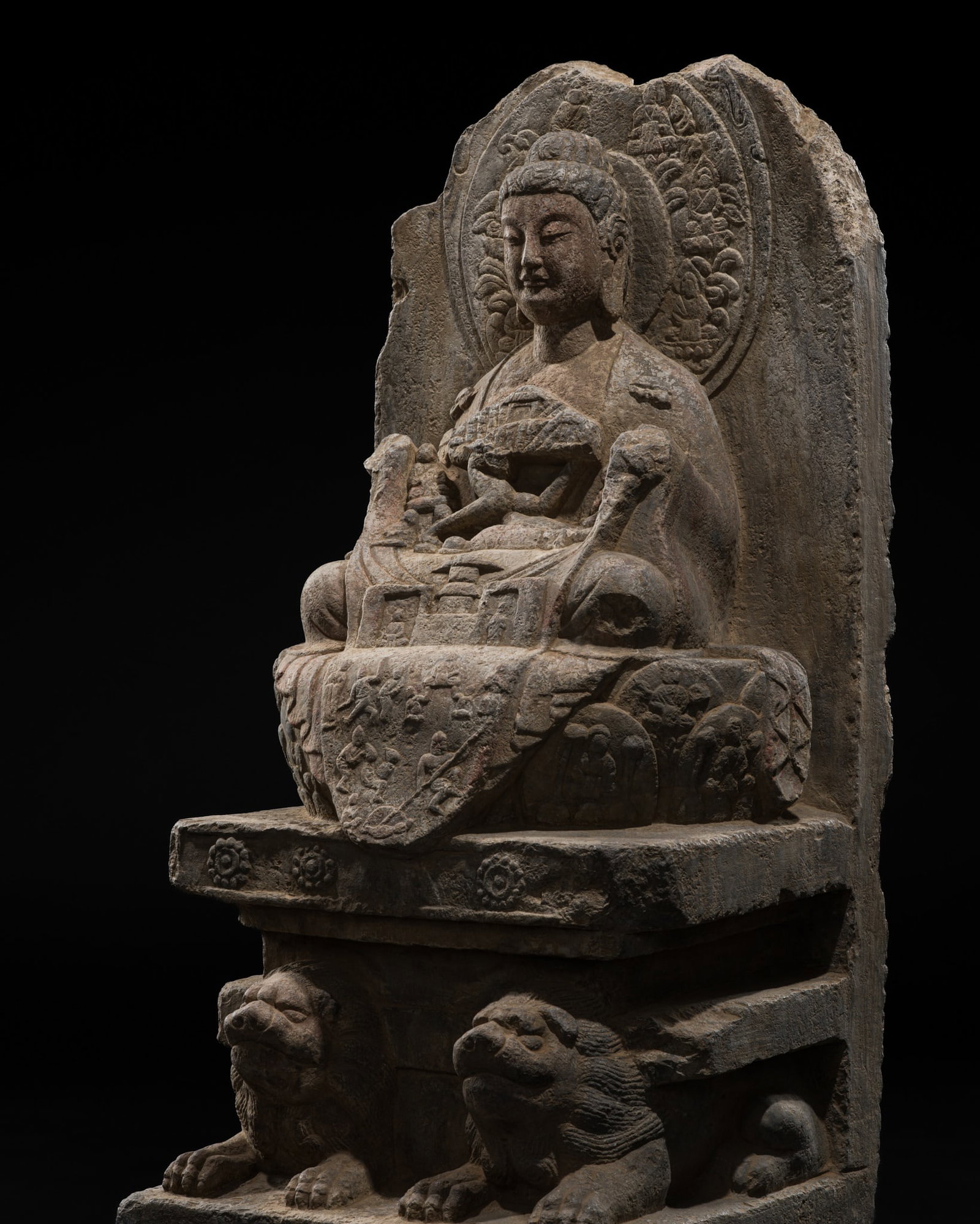 AN IMPRESSIVE AND EXCEEDINGLY RARE MARBLE STELE OF THE COSMIC BUDDHA, TANG-LIAO DYNASTY (1 of 20)