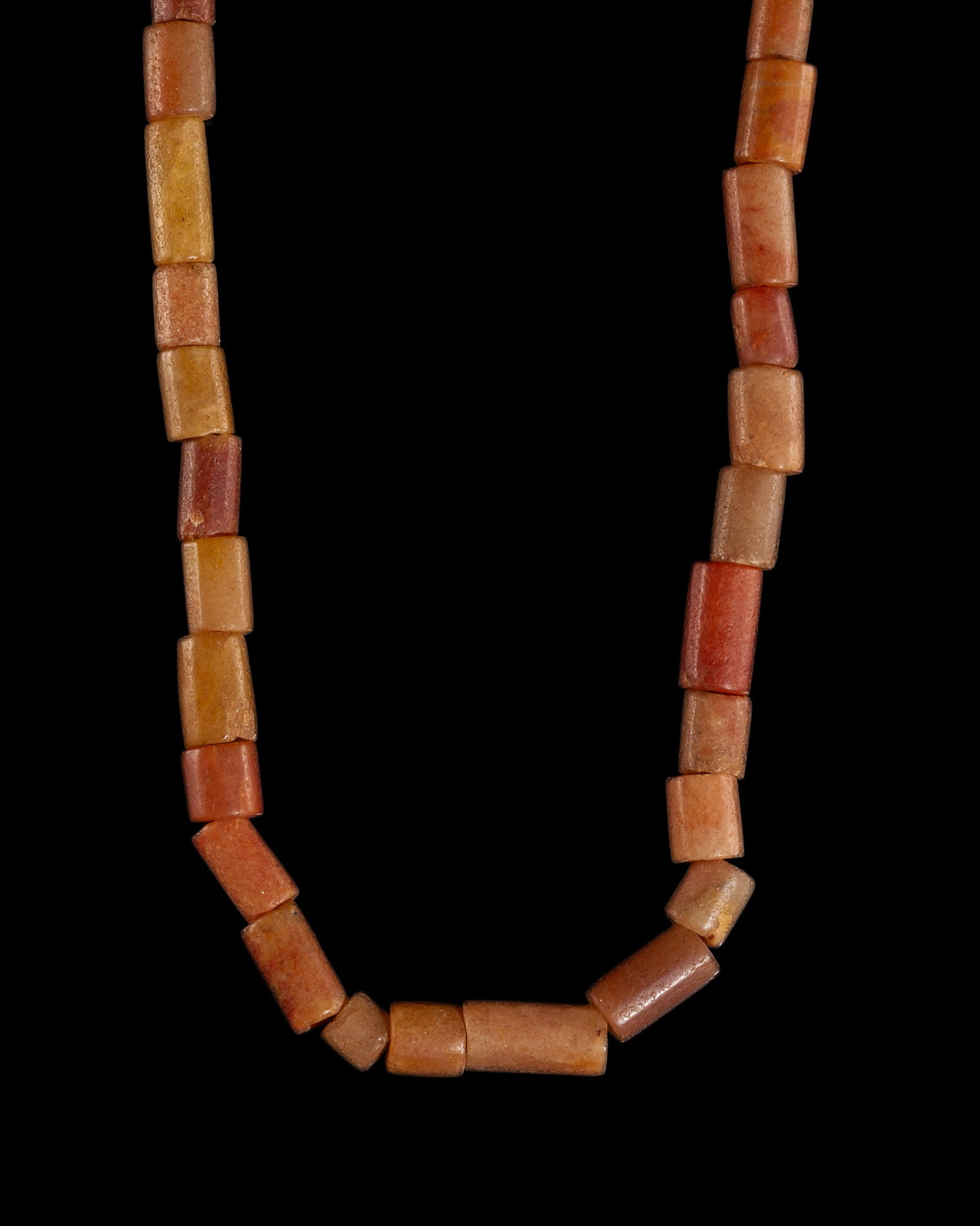 AN EXCEEDINGLY RARE CARNELIAN NECKLACE, NOK CULTURE, 500 BC-200 AD (1 of 8)