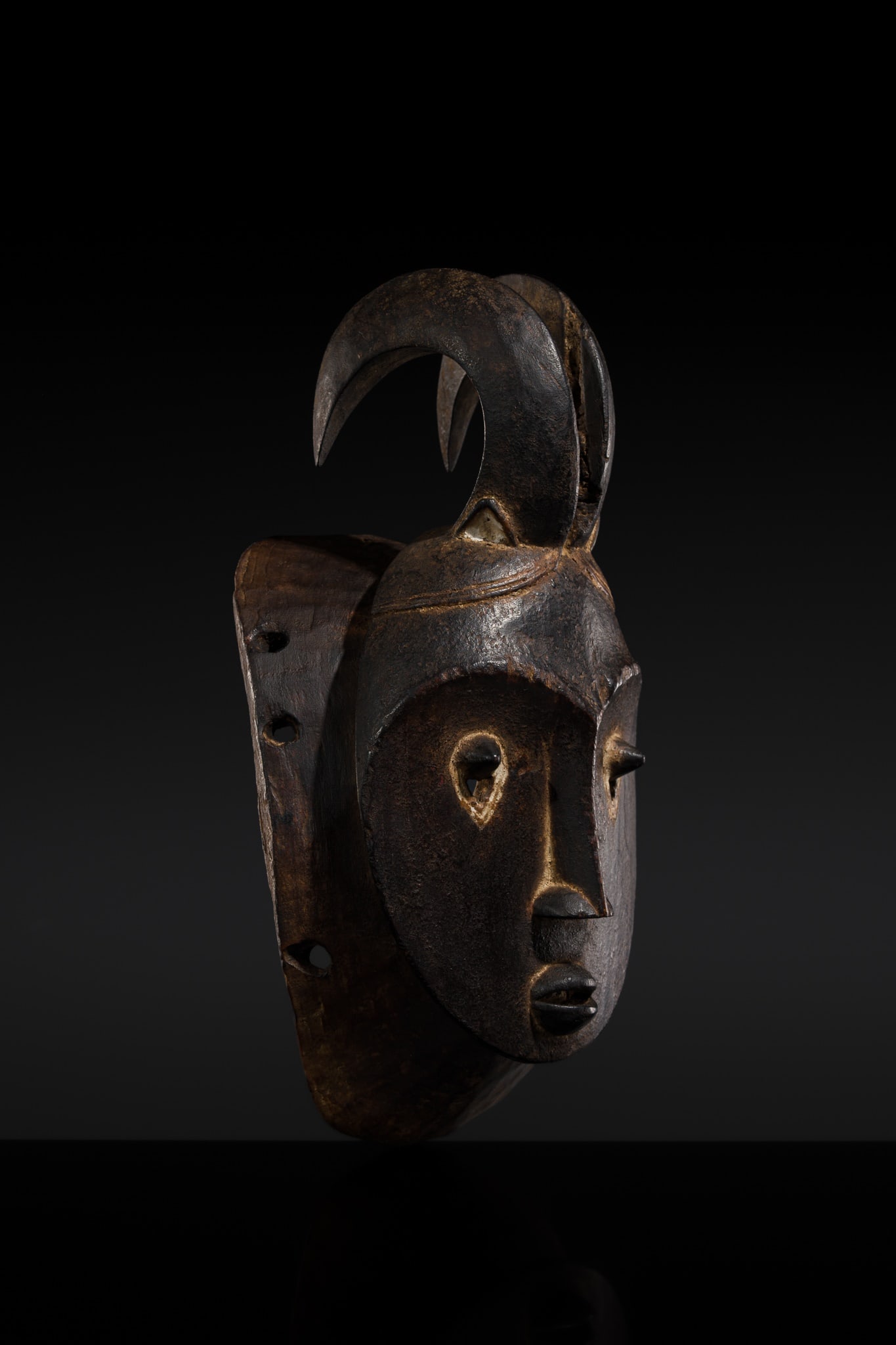A BAULE WOOD MASK FOR THE GOLI MASQUERADE, KPWAN KPLE, FIRST HALF OF 20TH CENTURY - 3