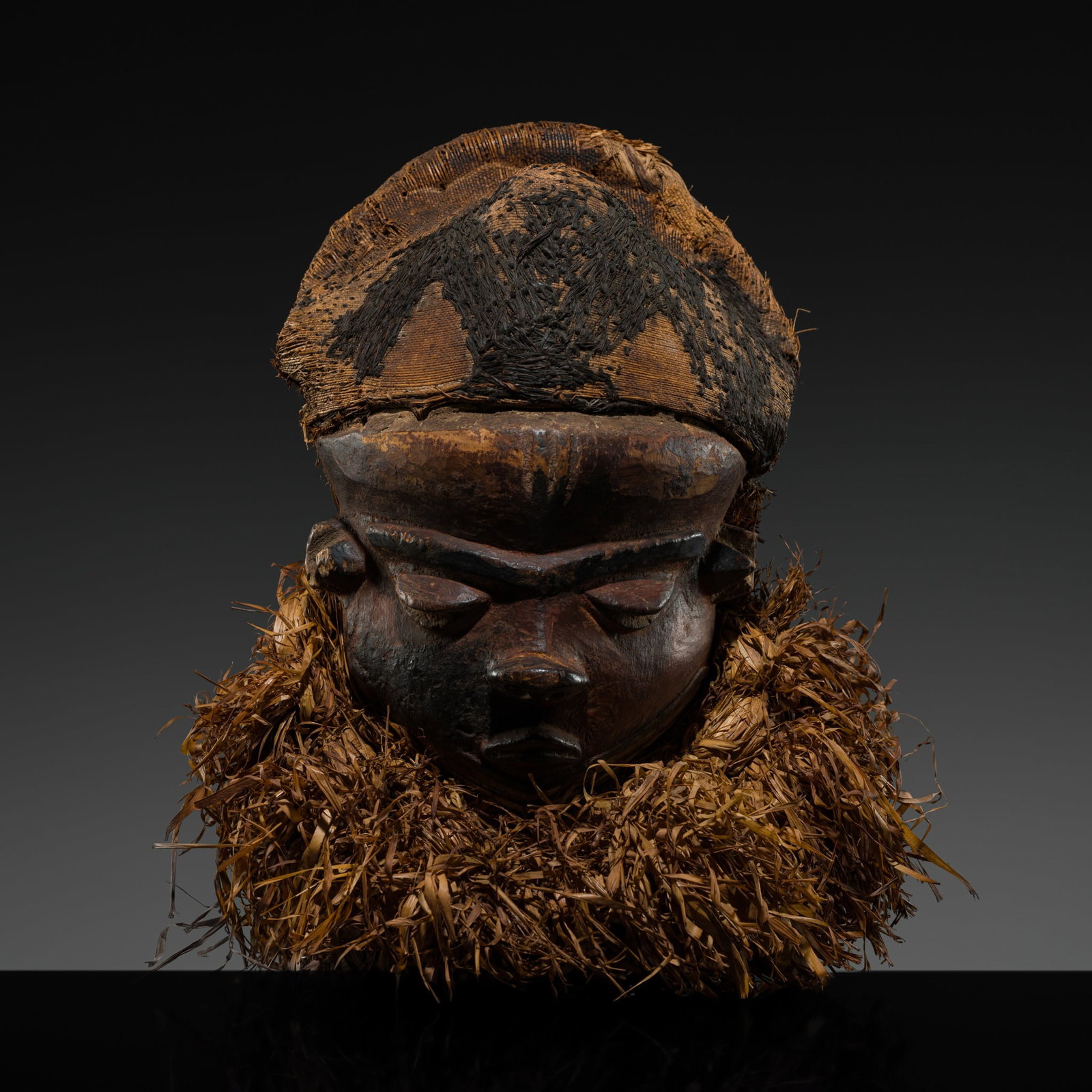 A PENDE MASK, MBUYA, LATE 19TH TO MID-20TH CENTURY: A PENDE MASK, MBUYA, LATE 19TH TO MID-20TH CENTURY This lot is from a single owner collection and is therefore offered without reserve Democratic Republic of Kongo. The mask with large, rounded forehe