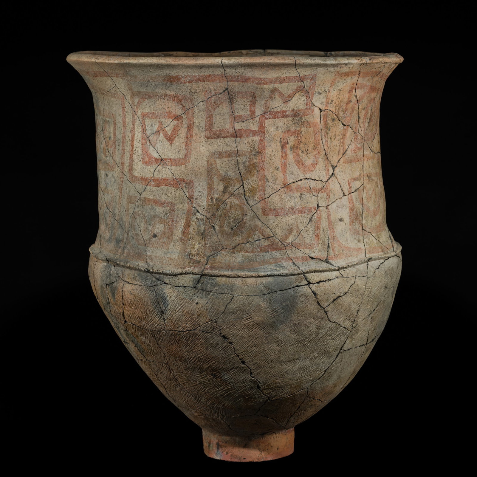 A LARGE PAINTED POTTERY VESSEL, BAN CHIANG, 3RD CENTURY BC-3RD CENTURY AD: A LARGE PAINTED POTTERY VESSEL, BAN CHIANG, 3RD CENTURY BC-3RD CENTURY AD This lot is from a single owner collection and is therefore offered without reserve Thailand, Udon Thani Province. Of tubular 