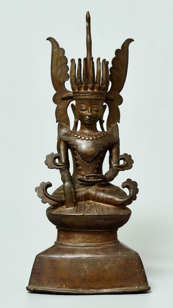 LARGE CROWNED BUDDHA  MARAVIJAYA (1 of 4)