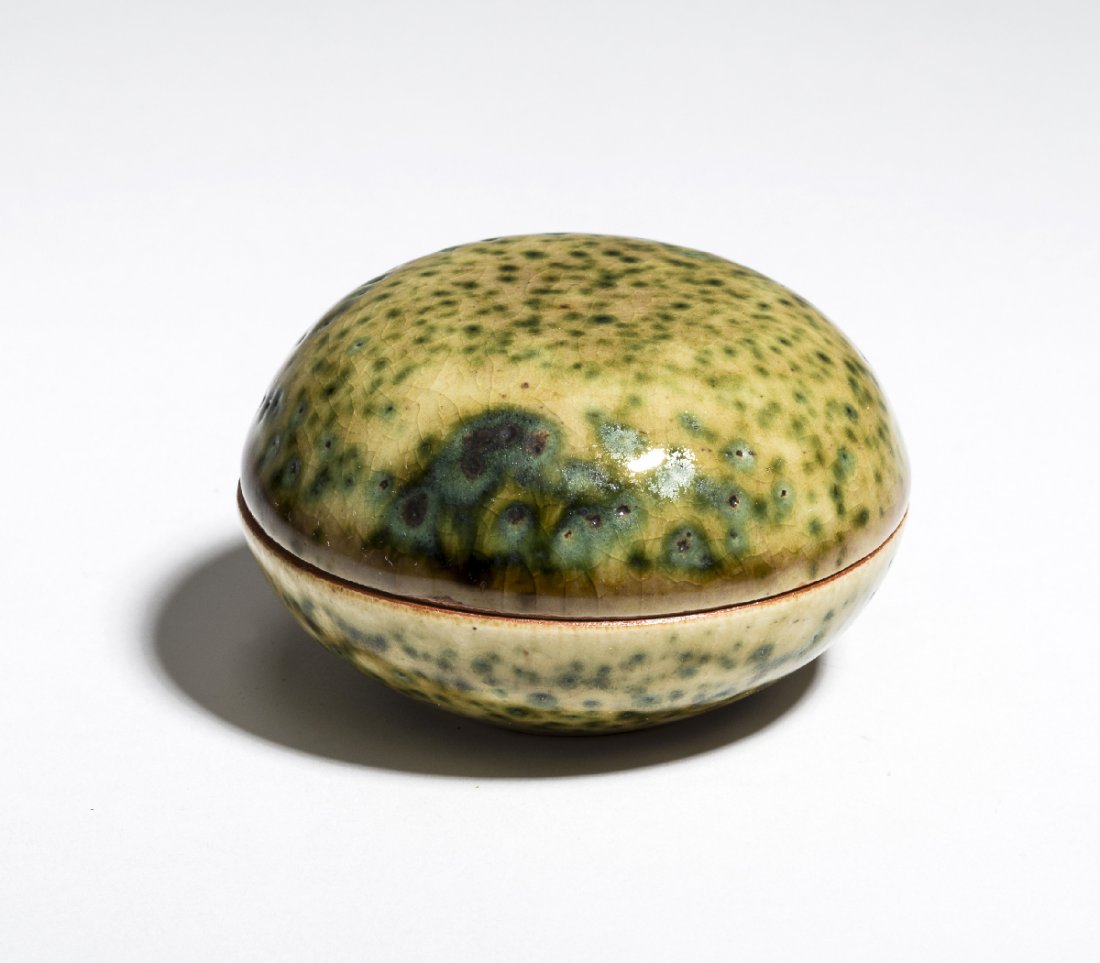 SMALL SEAL PASTE BOWL AND COVER (1 of 6)