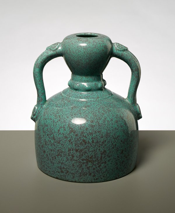 TURQUOISE-COLORED HANDLE VASE WITH ROBIN EGG’S GLAZE (1 of 5)