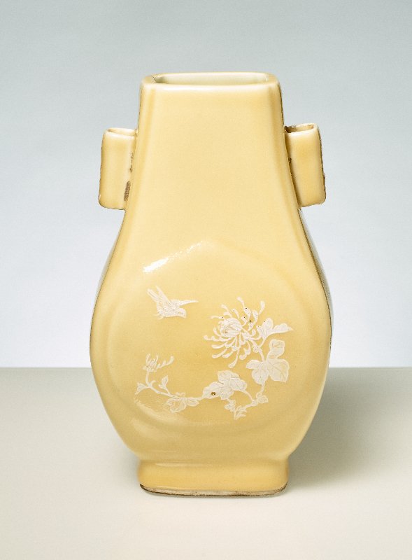 VASE WITH CHRYSANTHEMUMS AND BIRDS (1 of 8)