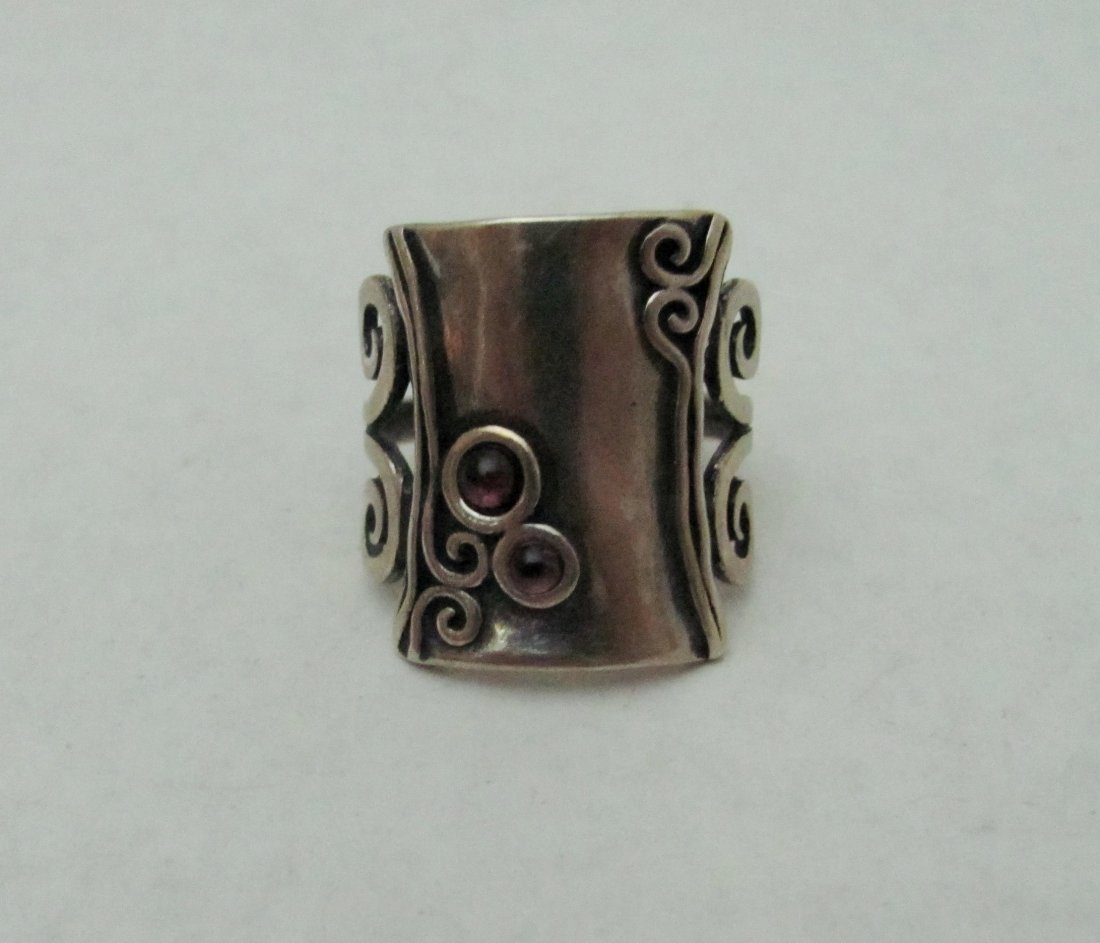 .925 Sterling Silver and Ruby Ladies Ring - Size 8: .925 Sterling Silver and Ruby Ladies Ring - Size 8