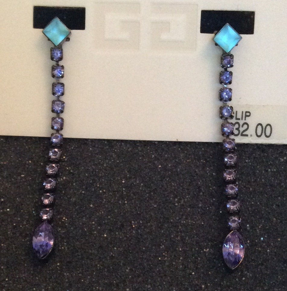 Bijoux Givenchy Purple Rhinestones Earrings: Bijoux Givenchy Purple Rhinestones Earrings