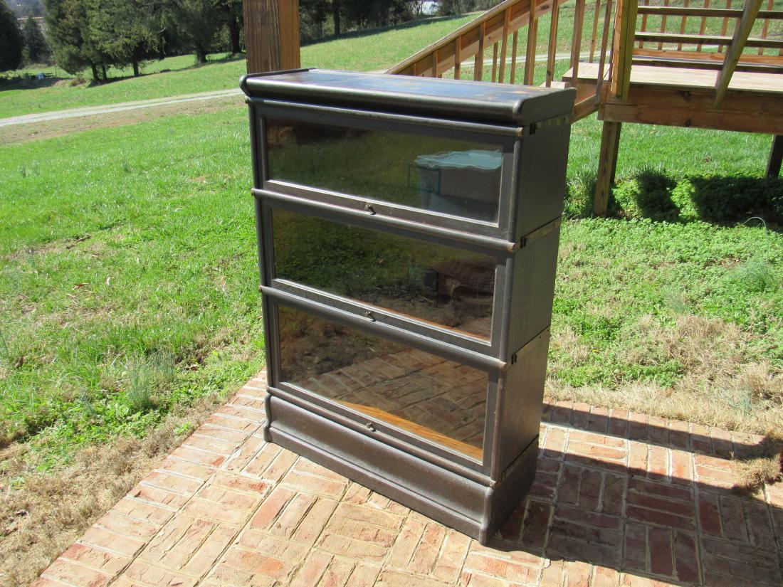 Globe Werneke Bookcase (1 of 3)