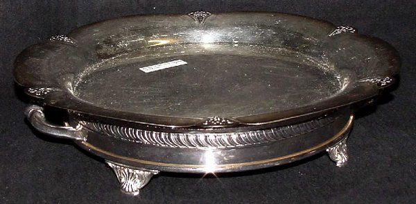 William Rogers #475 Silver Plated Tray, Pierced S: William Rogers #475 Silver Plated Tray, Pierced Style Fan Edges, 13 Inches Diameter, 7/8 Inches Tall, Sold w/Silver Plated Hot Dish Holder Frame Having Cable Design, 9 7/8 Inch Opening For Pyrex Bowl,