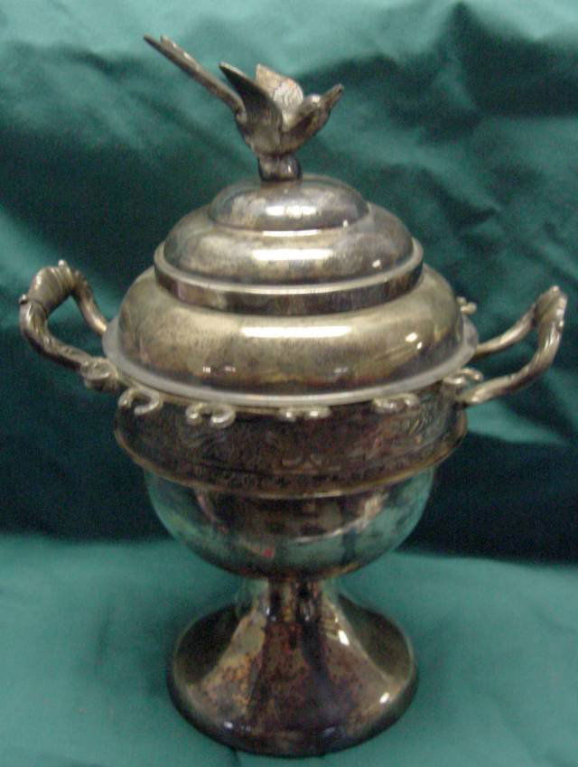 A Victorian Silver Plate Spoon Holder/Sugar Bowl