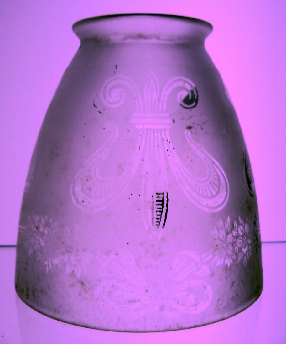 Pr. Fleur De Lis Gas Shades (1 of 1)