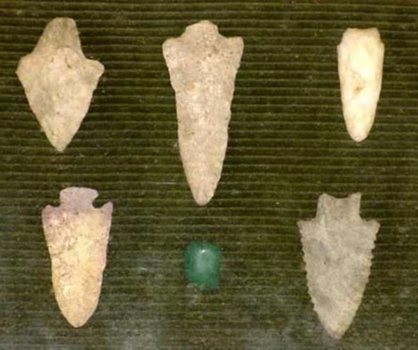 Framed Arrowheads: Framed Arrowheads w/Carved Jade Bead, Antique Oak Frame