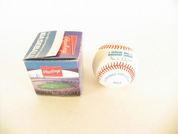 Roger Clemens Signed Baseball on Sweet Spot: Fabulous Signature on Official American League Selig Baseball Mint Condition
