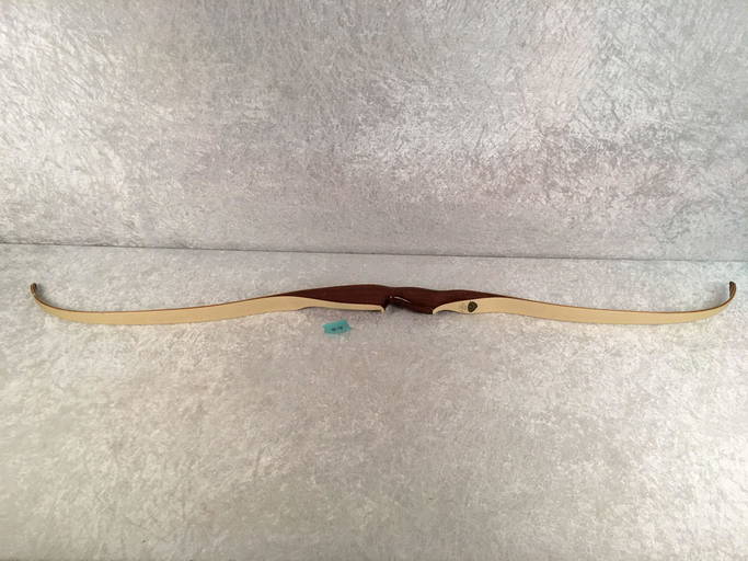 Vintage Wing Archery Co. Gull Recurve Bow. 64", 37,