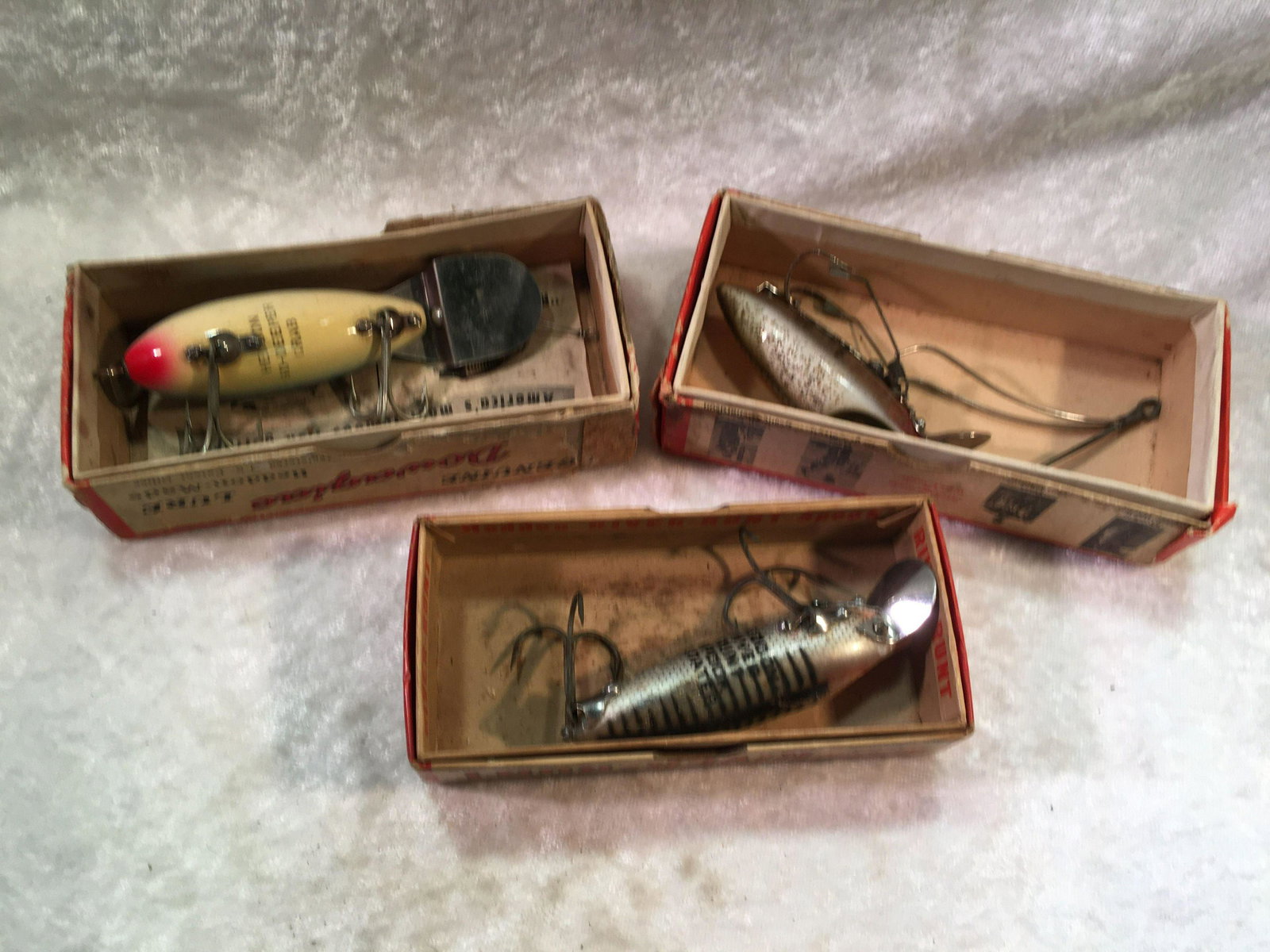 (3) Vintage Heddon Fishing Lures. Go-Deeper Crab with: (3) Vintage Heddon Fishing Lures. Go-Deeper Crab with Paperwork, River Runt Spook Sinker No Snag & Floater 9110L. All in Original Boxes