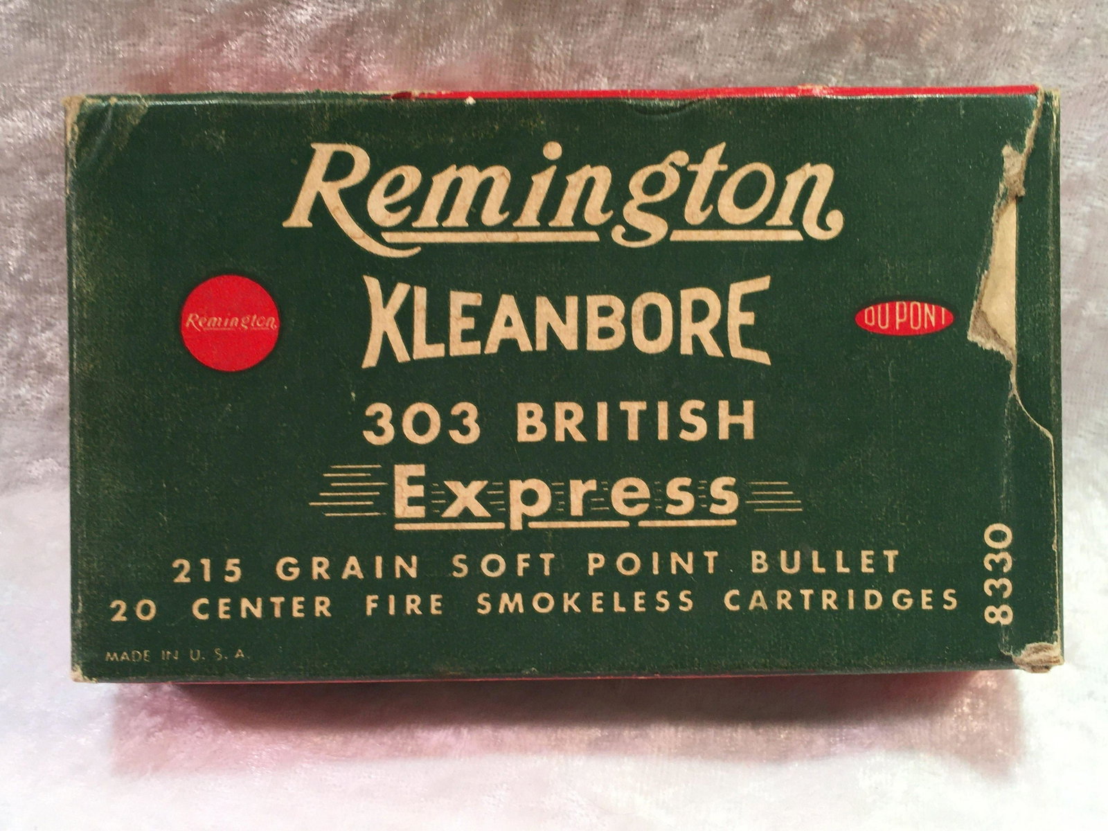 Vintage Remington Kleanbore 303 British Express One: Vintage Remington Kleanbore 303 British Express One Piece Box with (6) Cartridges. 215 Gr Soft Point Bullet, Center Fire Smokeless, Dupont. Missing End Tab