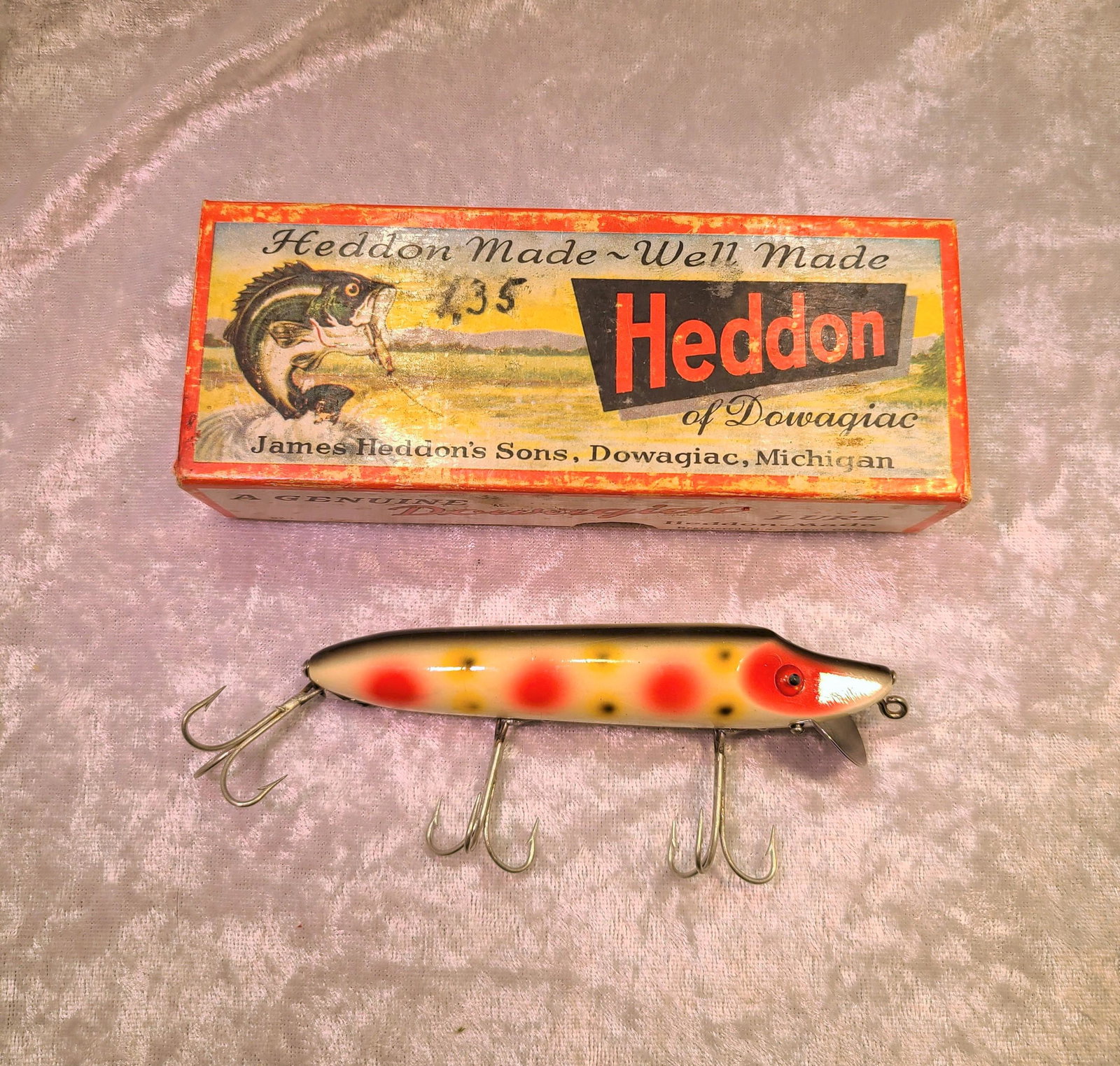 Heddon Dowagiac 7500RB. Vamp Fishing Lure with Original: Heddon Dowagiac 7500RB. Vamp Fishing Lure with Original Box