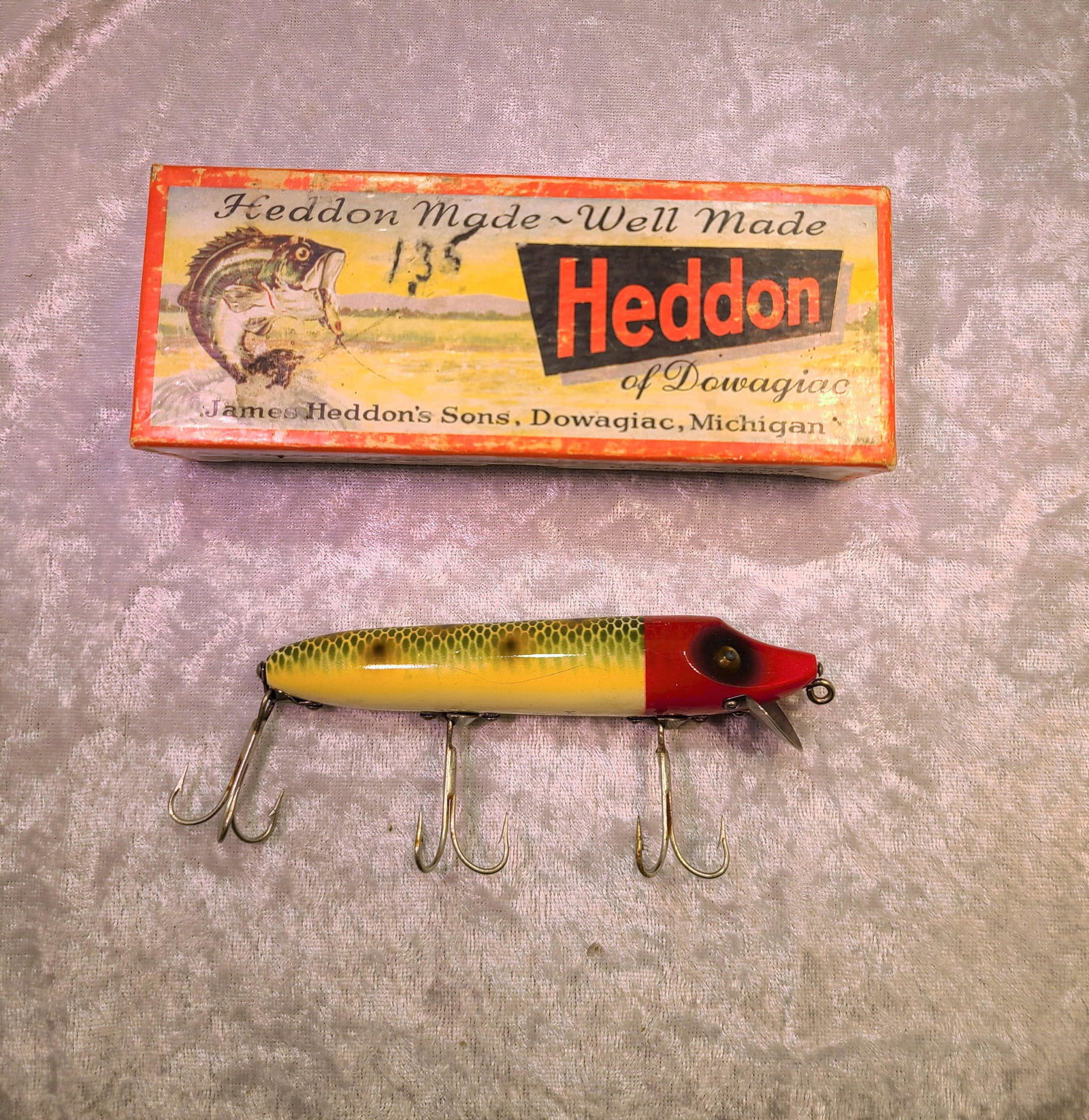 Heddon Dowagiac 7500JRH. Vamp Fishing Lure: Heddon Dowagiac 7500JRH. Vamp Fishing Lure