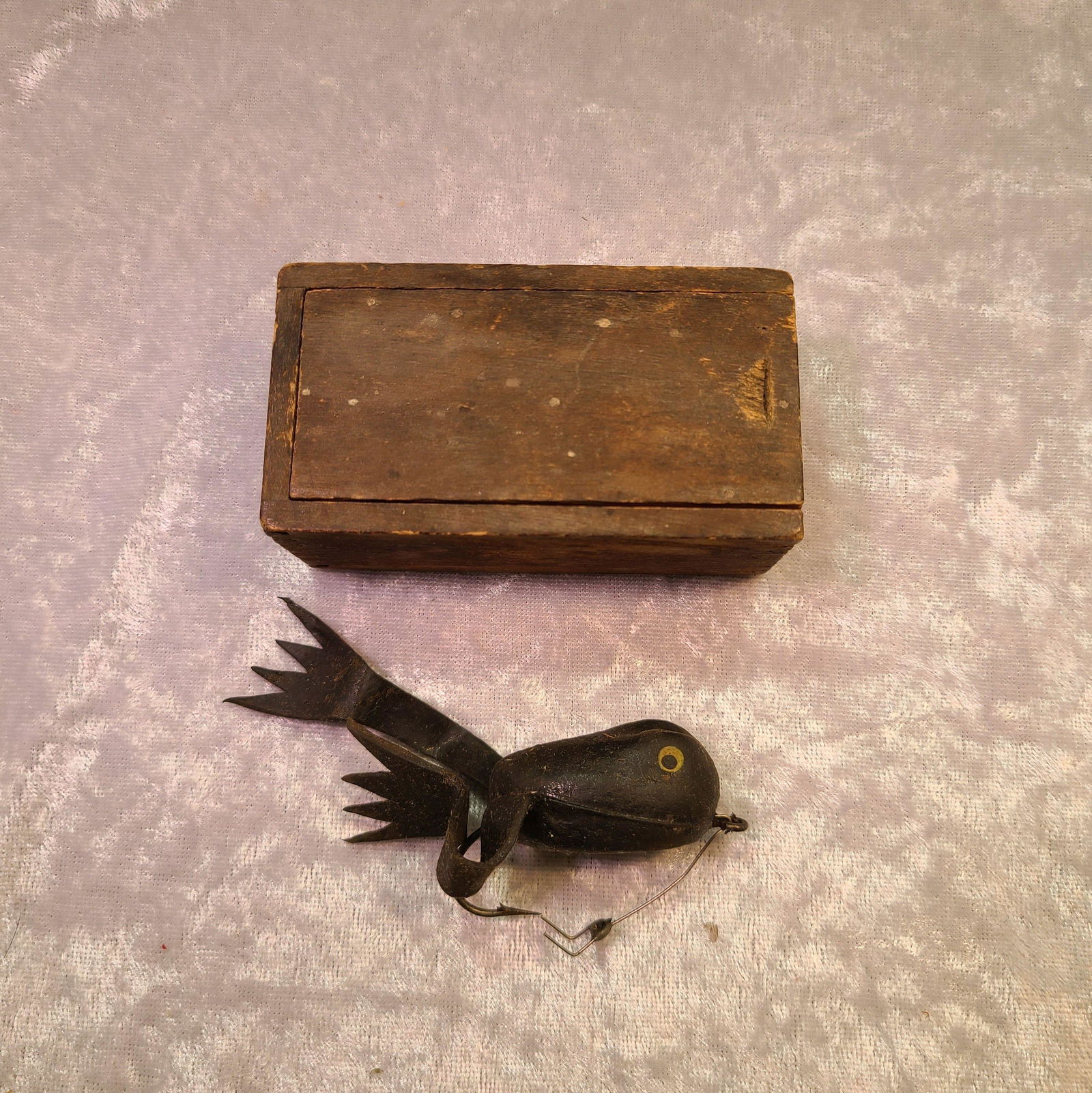 Early Weedless Rubber Frog Fishing Lure in Original: Early Weedless Rubber Frog Fishing Lure in Original Dovetailed Wooden Box