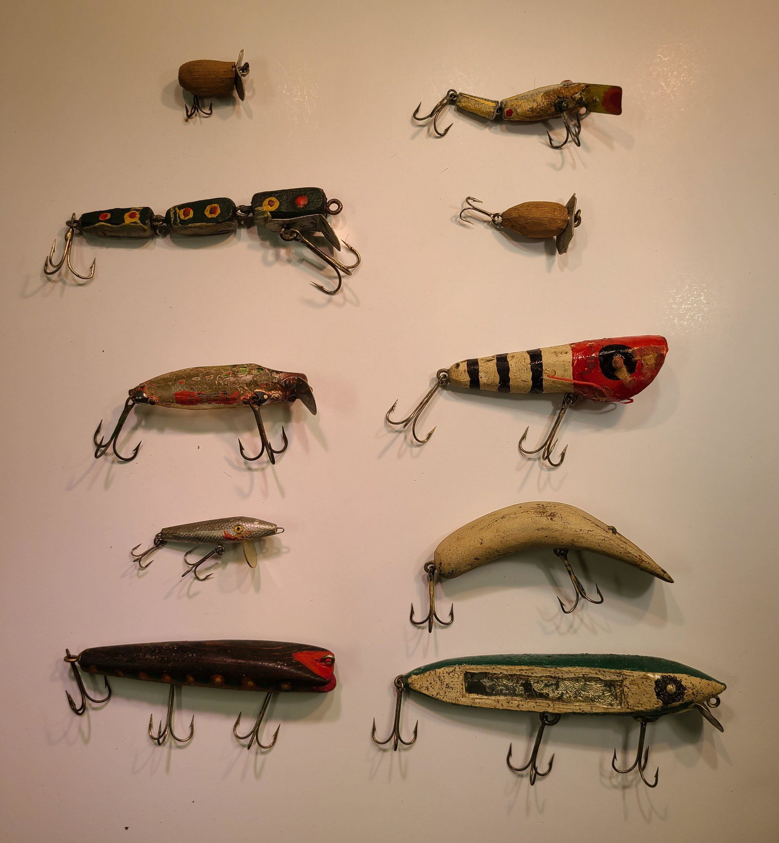 (10) Early Hand Painted Homemade Folk Art Fishing: (10) Early Hand Painted Homemade Folk Art Fishing Lures. Repainted Heddon River Runt Spook Floater