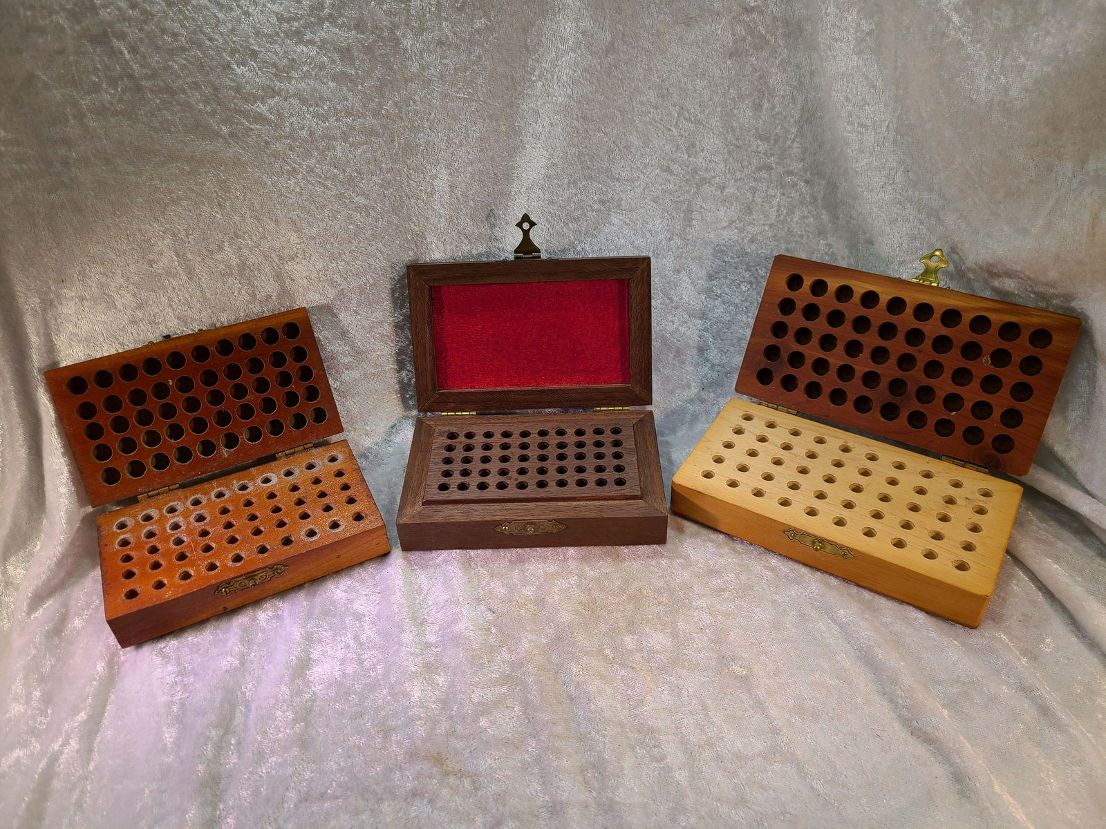 (3) .22 Cal. Cartridge Boxes. Cedar, Walnut & Cherry,: (3) .22 Cal. Cartridge Boxes. Cedar, Walnut & Cherry, W/Brass Hinges & Clasps (1 Clasp Missing)
