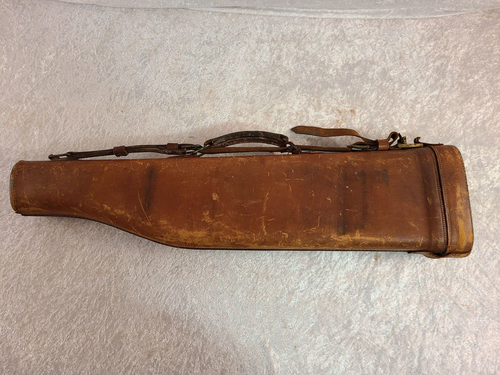 Vintage Leather Gun Case. 30": Vintage Leather Gun Case. 30"