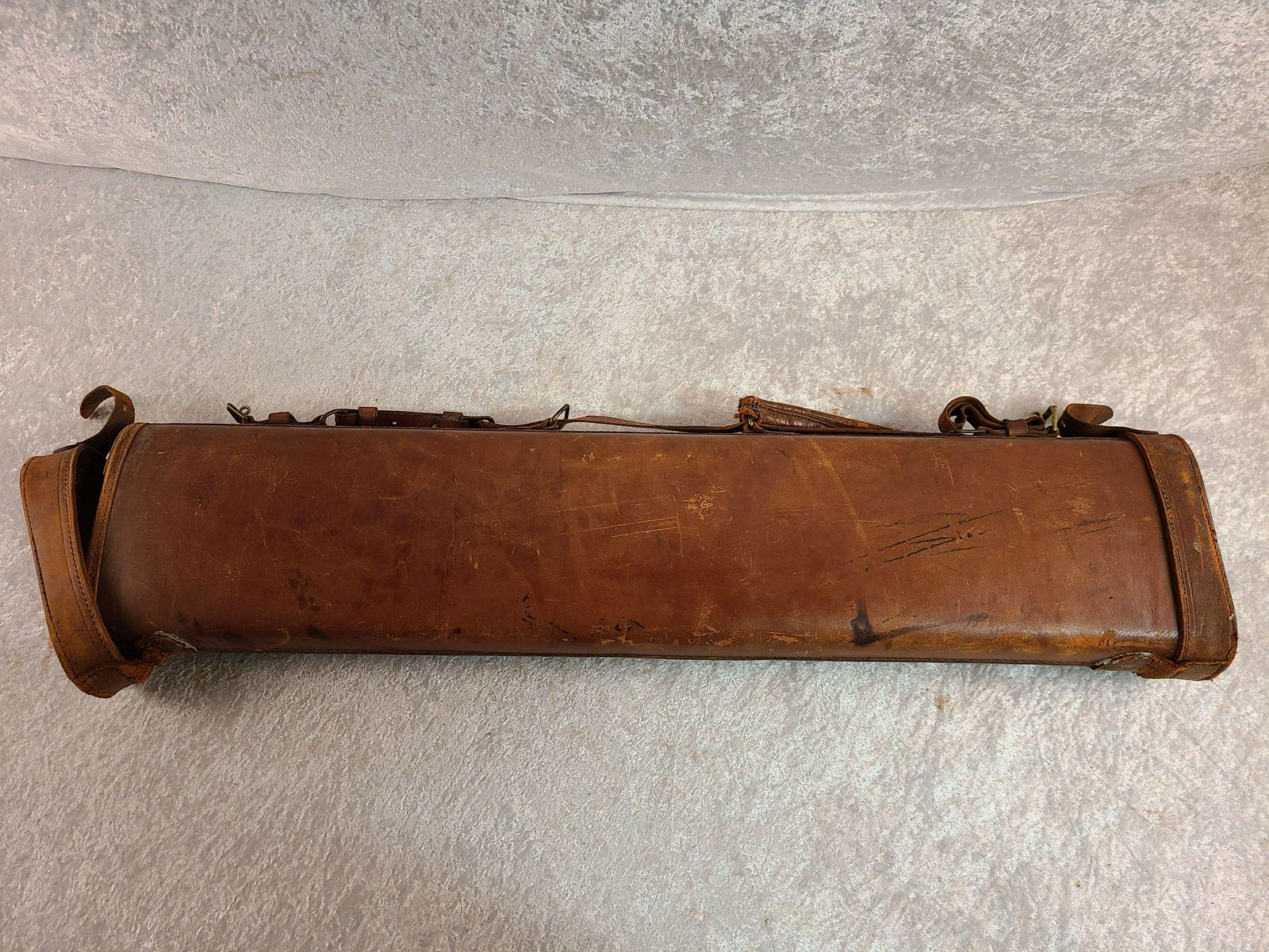 Vintage Leather Gun Case. 34" Handle Damaged: Vintage Leather Gun Case. 34" Handle Damaged