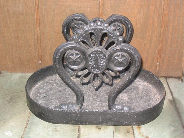 Cast Iron Boot Scraper w/Debris Reservoir