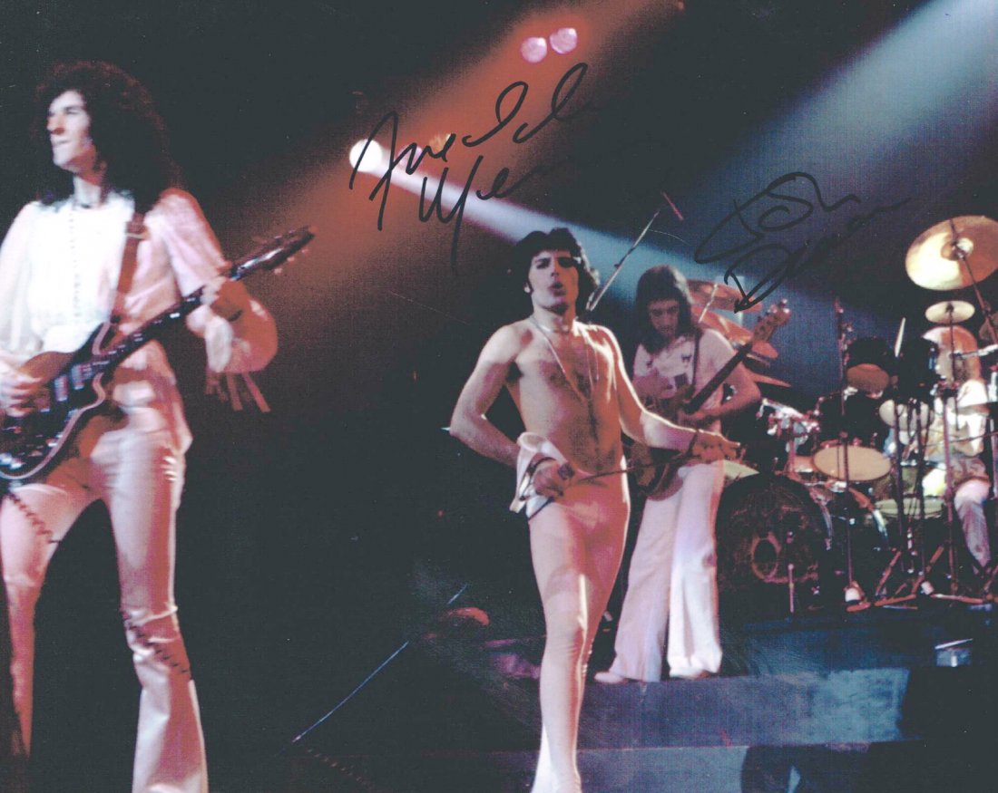 FREDDIE MERCURY. (1 of 1)