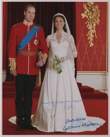 PRINCE WILLIAM/KATE MIDDLETON SIGNED PHOTO. (1 of 2)