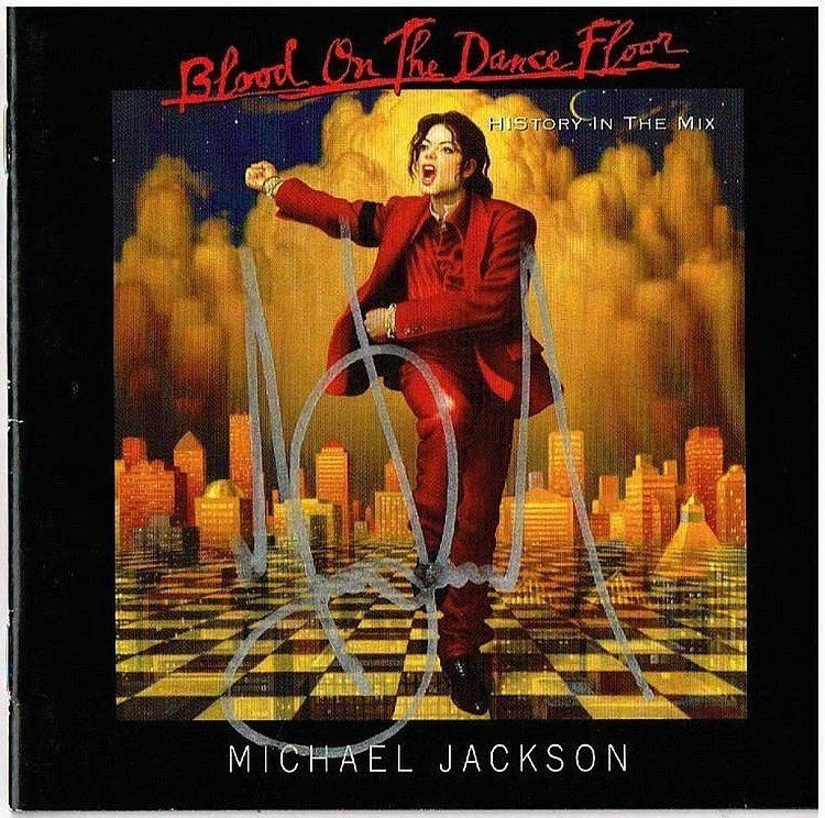 MICHAEL JACKSON SIGNED CD INLAY. (1 of 1)