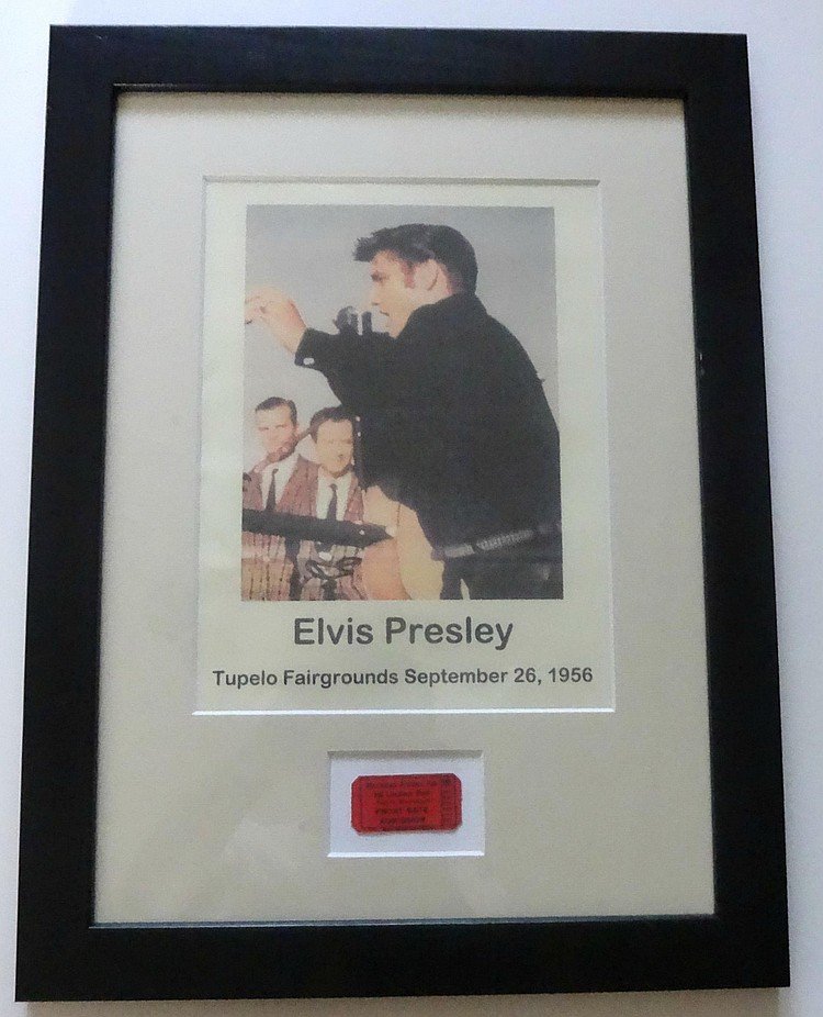 ELVIS PRESLEY TUPELO 1956 FRONT GATE ADMISSION CONCERT.: An Elvis Presley Front gate admission concert ticket for the September 26, 1956 concert, number 90-080976, from the Mississippi-Alabama Fair and Dairy Show held in the town of Elvis' birth, Tupelo, Mi